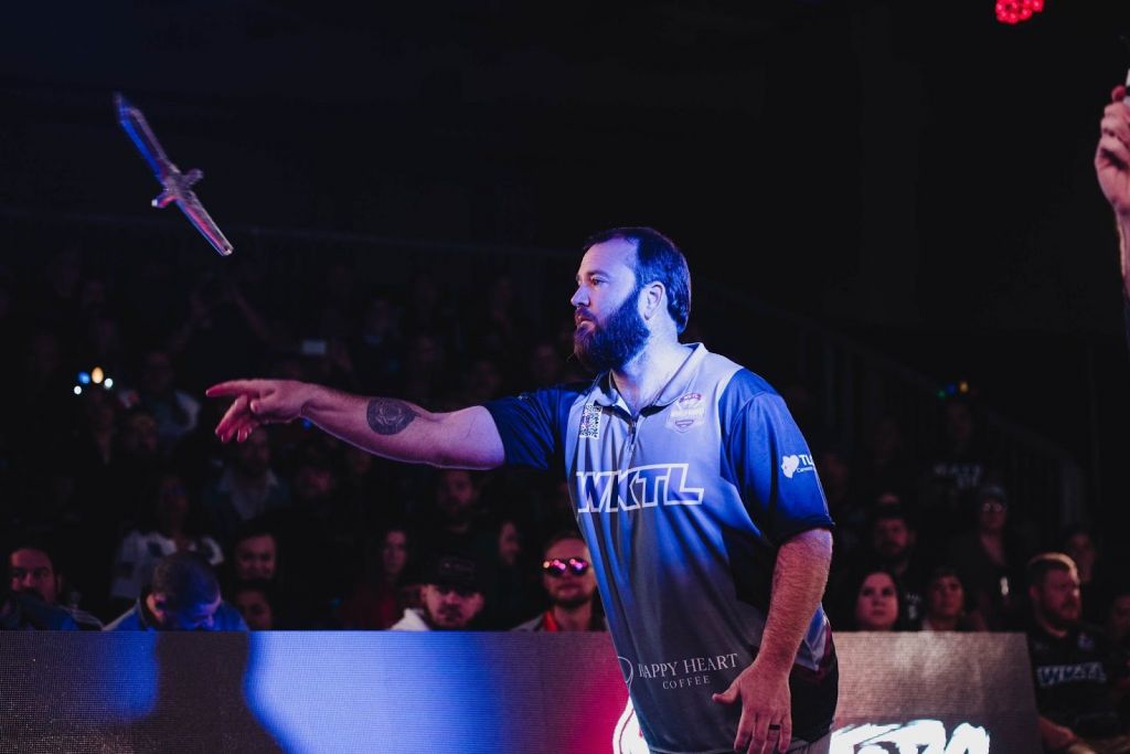An Image of Travis Blank throwing a knife at the 2022 World Knife Throwing Championship